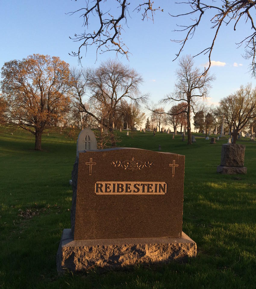 Reibestein headstone